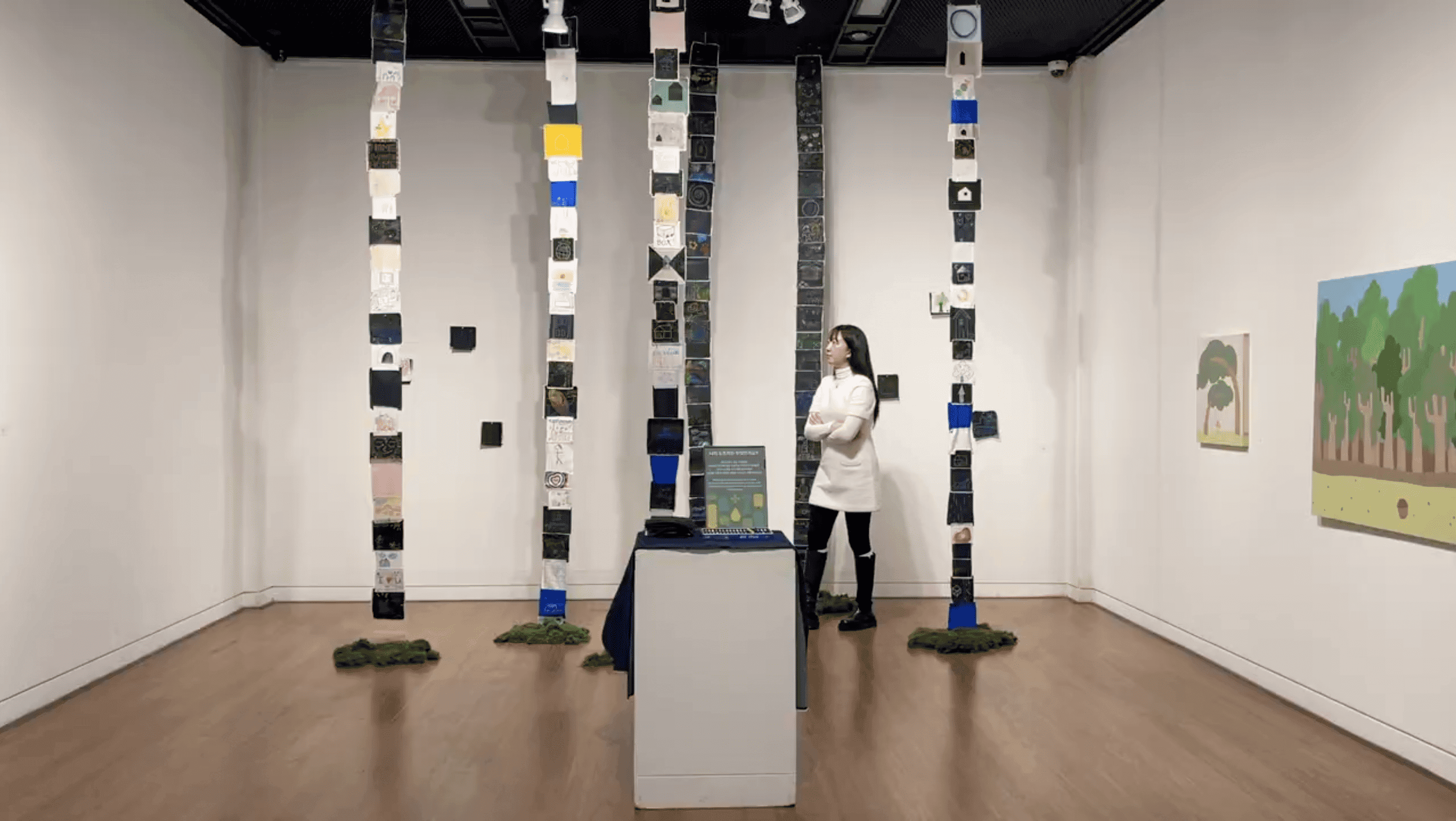 박나은 작가의 감정과 집이 어우러진 회화 세계